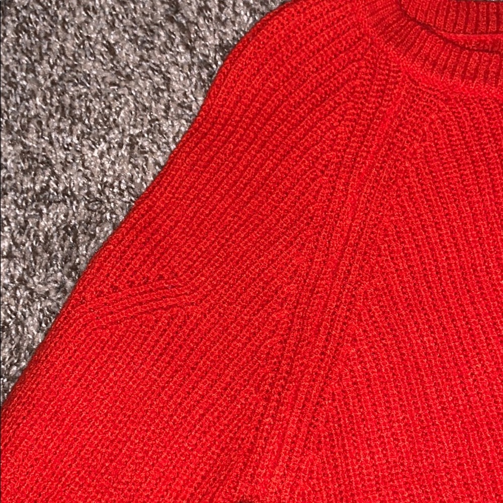 Orange sweater - Picture 3 of 4